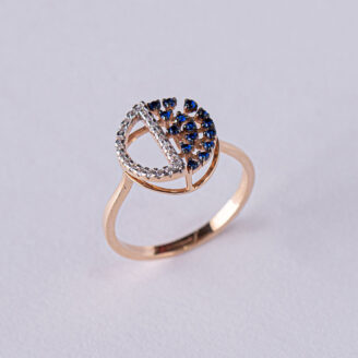 Round Diamonds and Blue Sapphire Ring-1