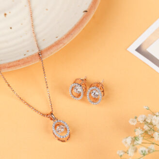 Sunkissed Sparkling Set With Dancing Stone