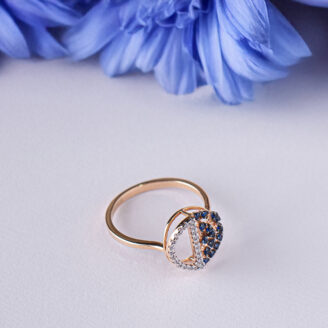Elegant Blue Sapphire and American diamond Ring