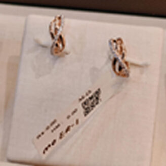 Entwined Whispering Gold Earings