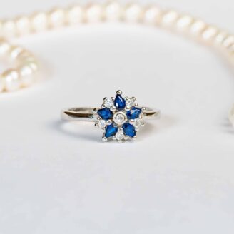 5 Petals In Blue Stones