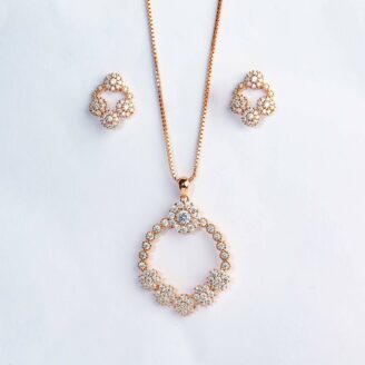 elegant-royal-pendant-set-rose-gold