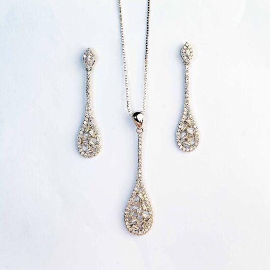 long-teardrop