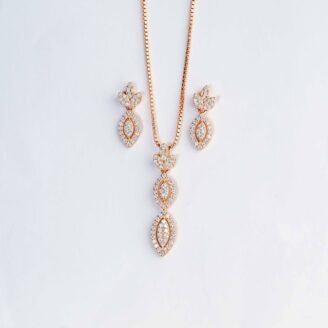 marquee-pendant-set