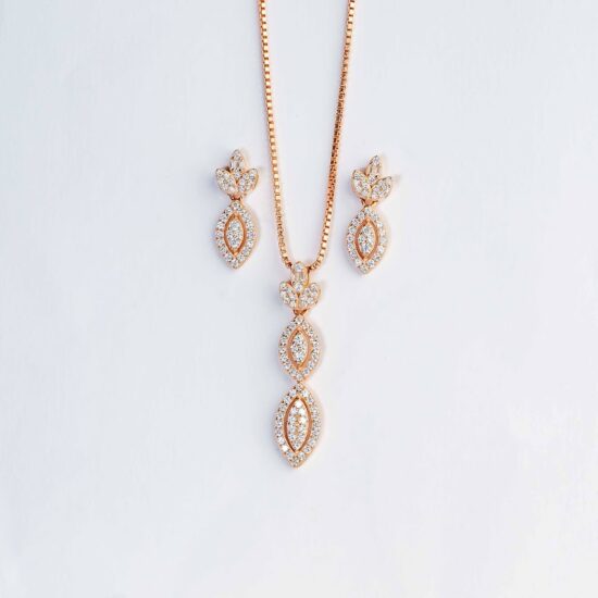marquee-pendant-set