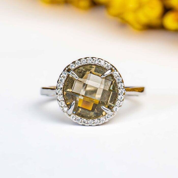 round-diamond-1 round-diamond-1