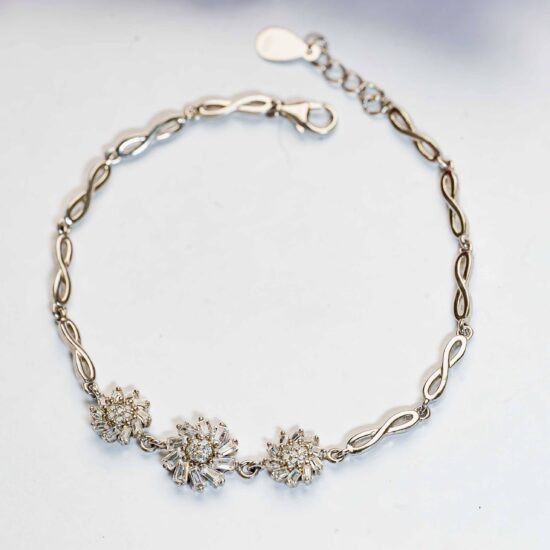 silver-floral-bracelet