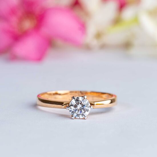 solitaire-gold-ring-front