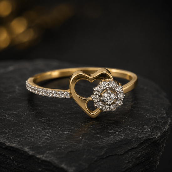heart-with-stones-gold-ring