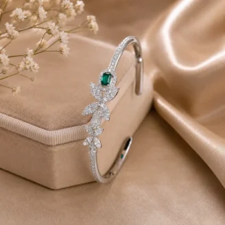 green-stone-silver-bracelet