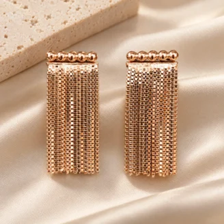 silver-earrings