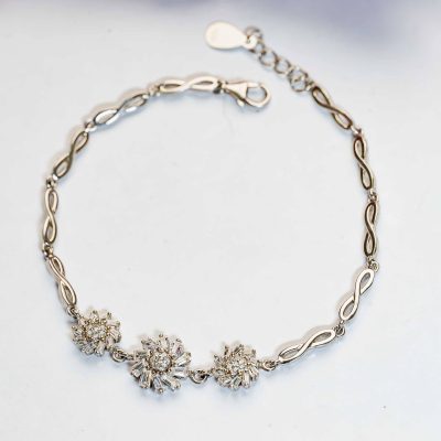 silver-floral-bracelet